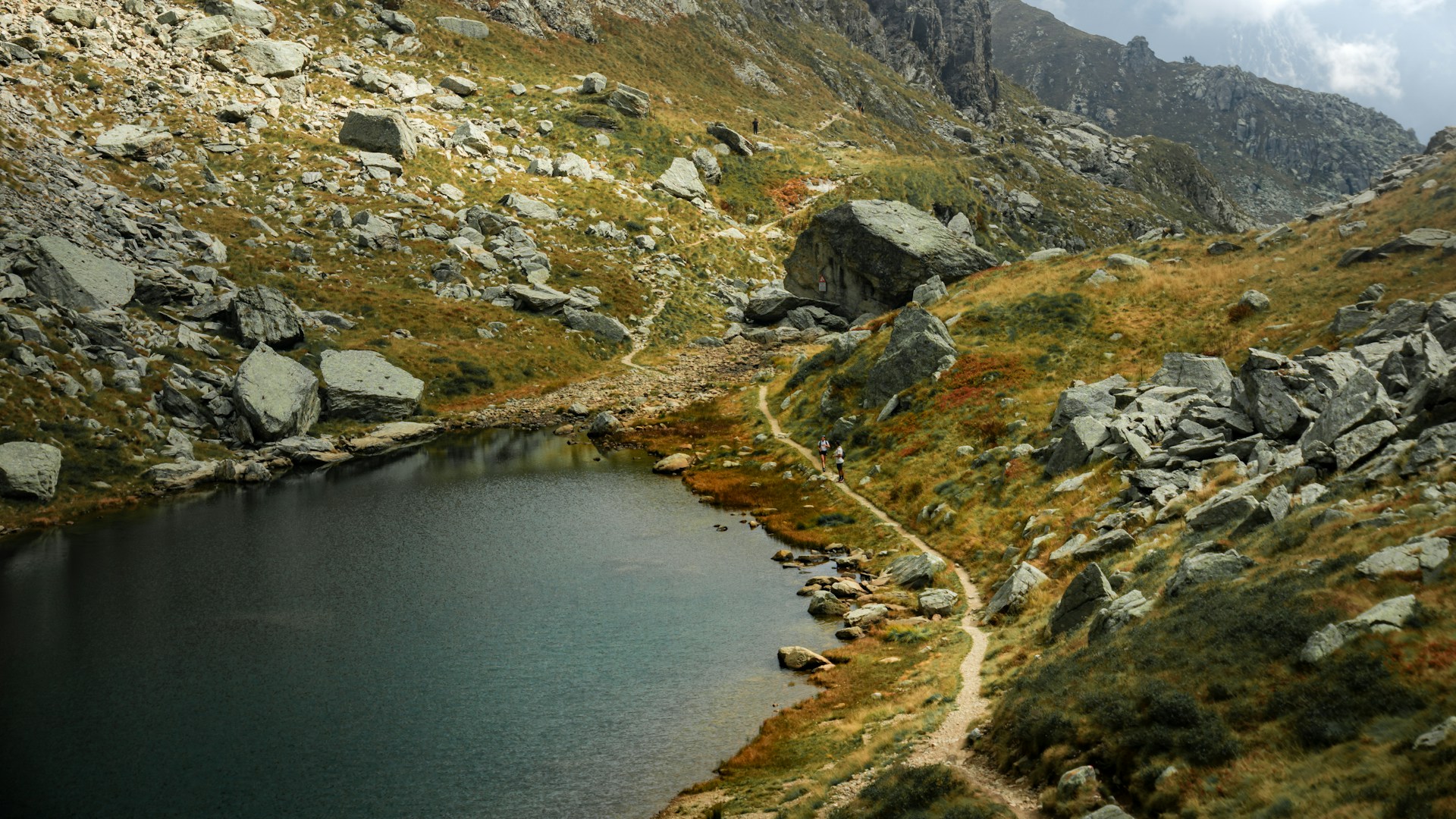 Giro dei 5 Laghi — sentiero alpino